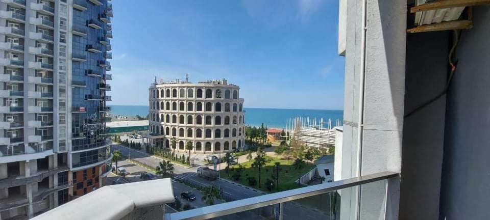 Apartament Orbi Sea Tower Block A Batumi Zewnętrze zdjęcie