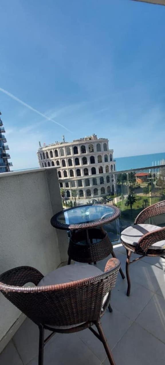 Apartament Orbi Sea Tower Block A Batumi Zewnętrze zdjęcie